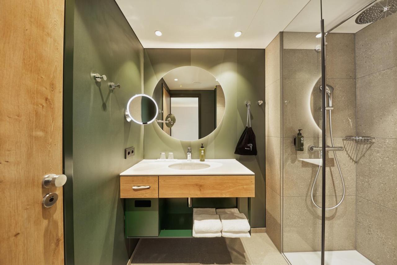 H+ Hotel Frankfurt エッシュボルン エクステリア 写真