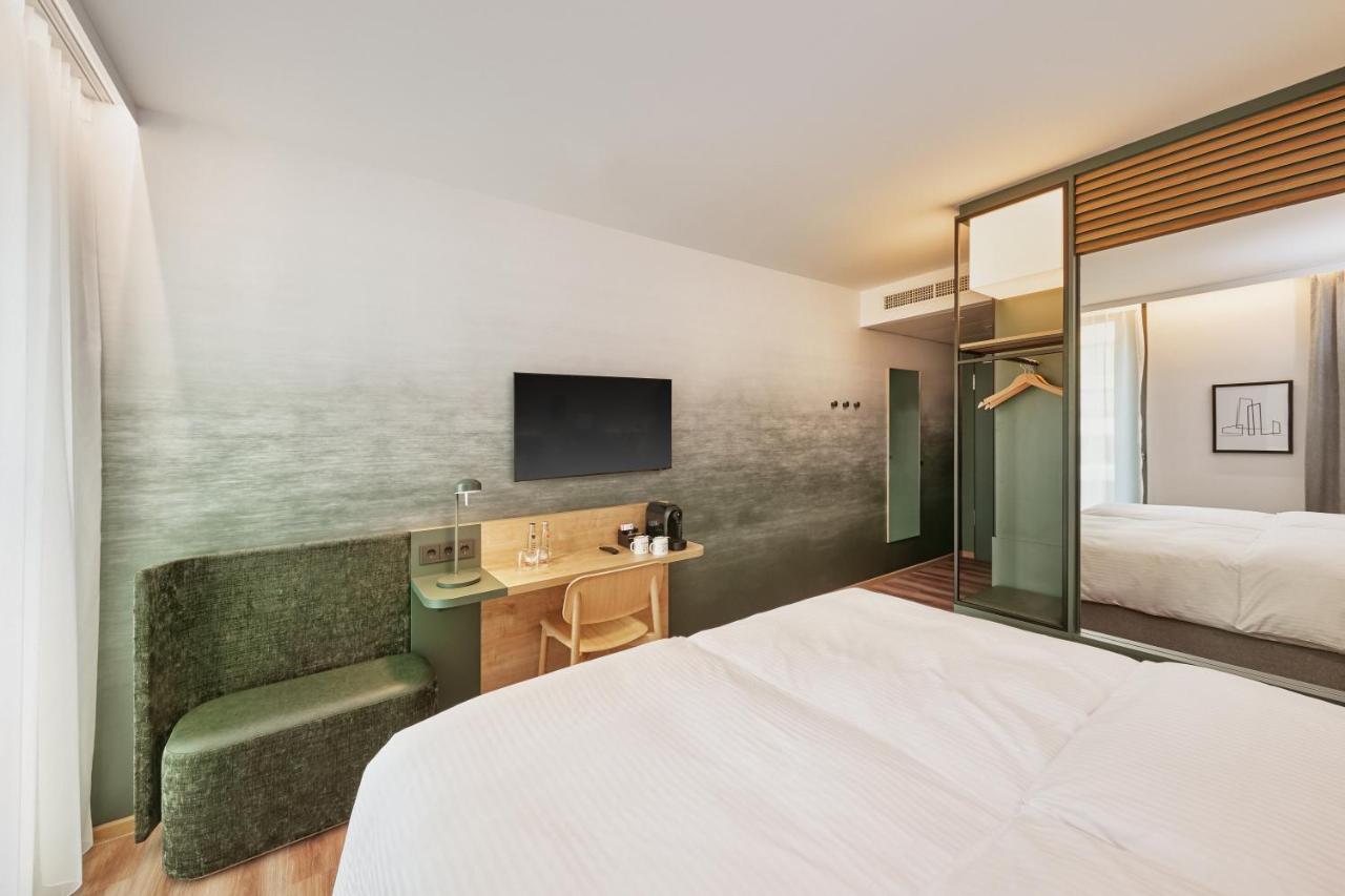 H+ Hotel Frankfurt エッシュボルン エクステリア 写真