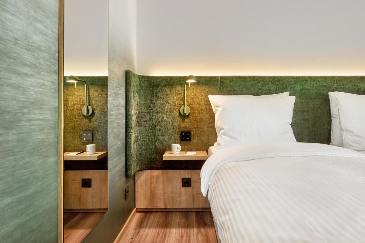H+ Hotel Frankfurt エッシュボルン エクステリア 写真